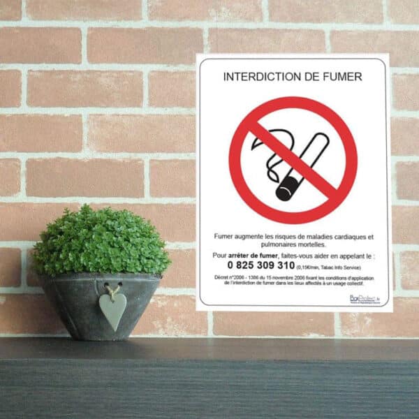 Panneau légal "Interdit de fumer"