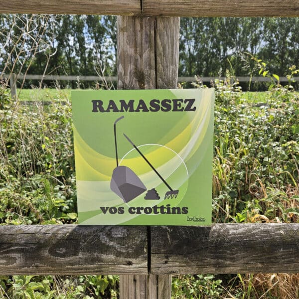 Panneau "Ramassez vos crottins"