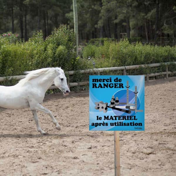 Panneau "Ranger le matériel après utilisation"
