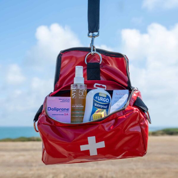 TROUSSE-DE-SECOURS-À-PHARMACIE