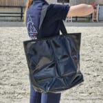Sac-cabas-porte-noir-dos