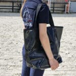 Sac-cabas-porte-noir-dos-2