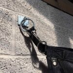 attache-filet-foin-suspendu