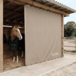 Tenture de box sur mesure – box terrasse sur paddock